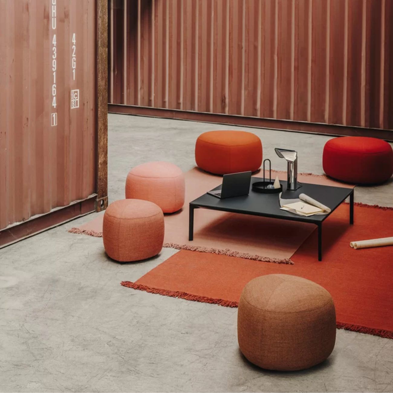 Pouf 11