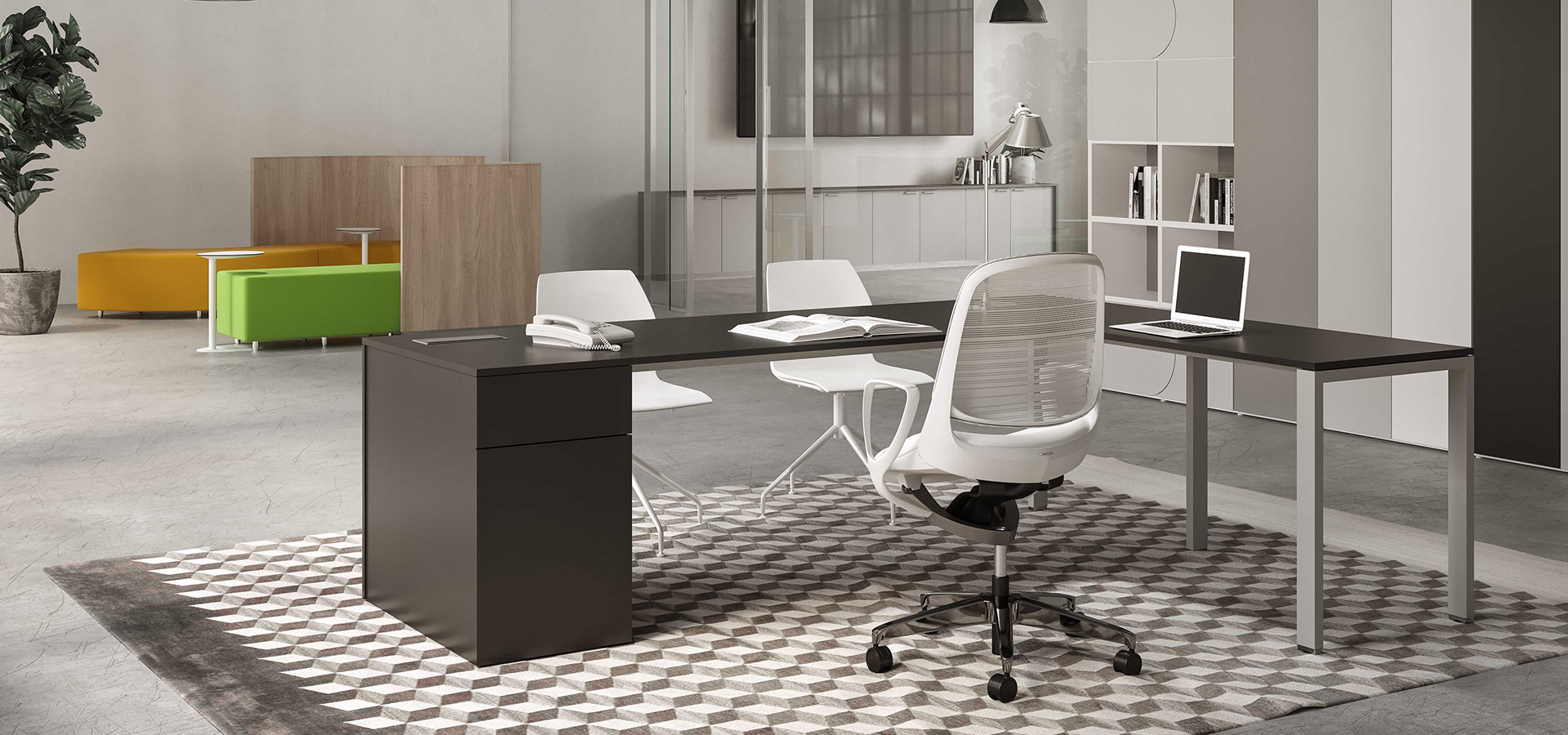 Scrivania operativa 16