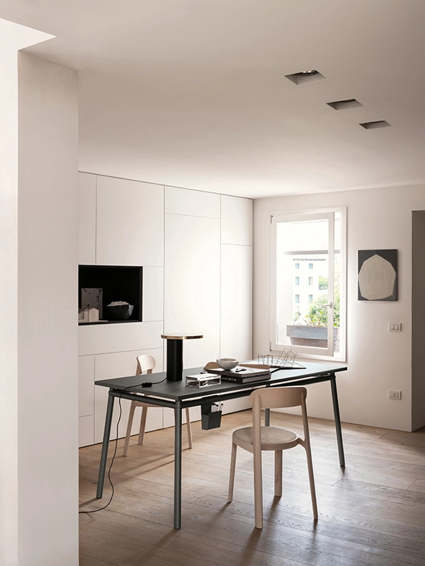 Scrivania operativa 51