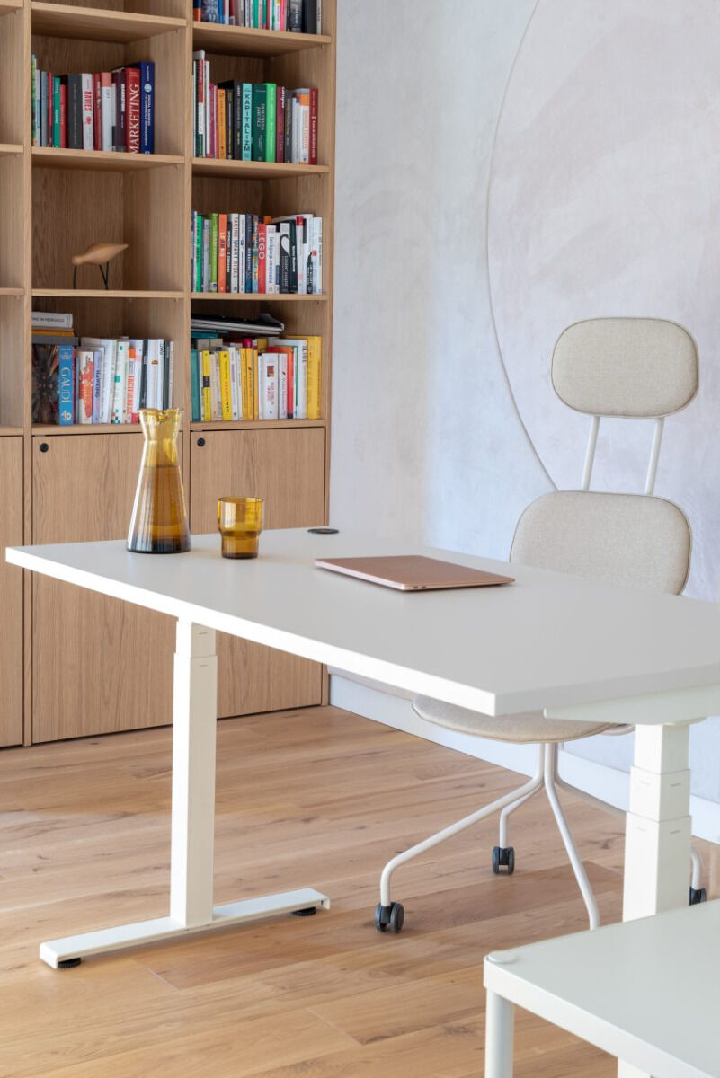 Scrivania operativa 52