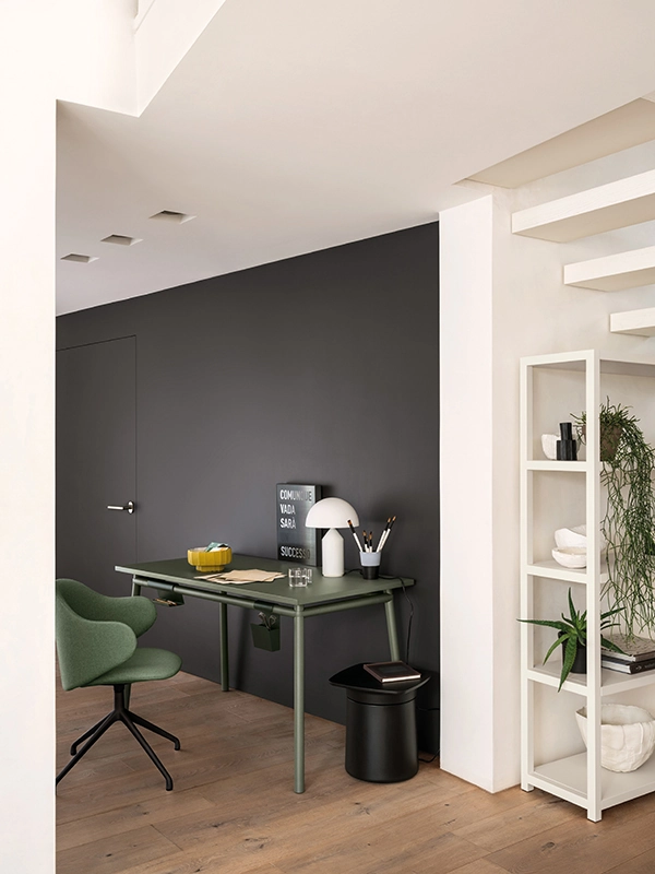 Scrivania operativa 51