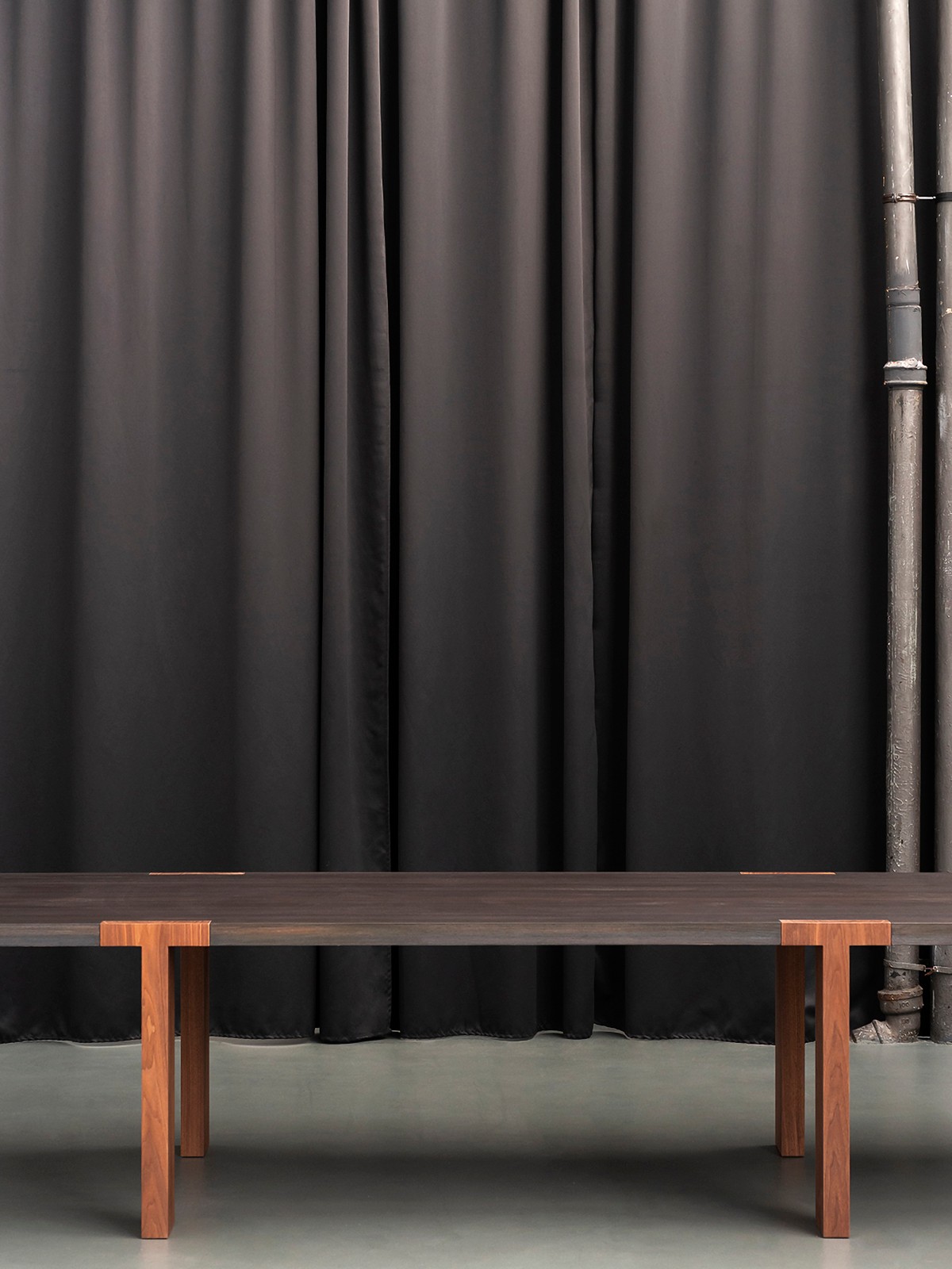 Meeting table 70